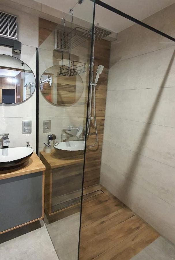 Apartament Luxloft Apartment Пиецховице Екстериор снимка