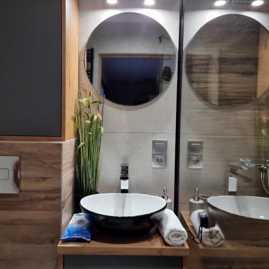 Apartament Luxloft Apartment Пиецховице Екстериор снимка